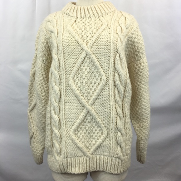 Chunky Wool Cable Knit Sweater | Poshmark